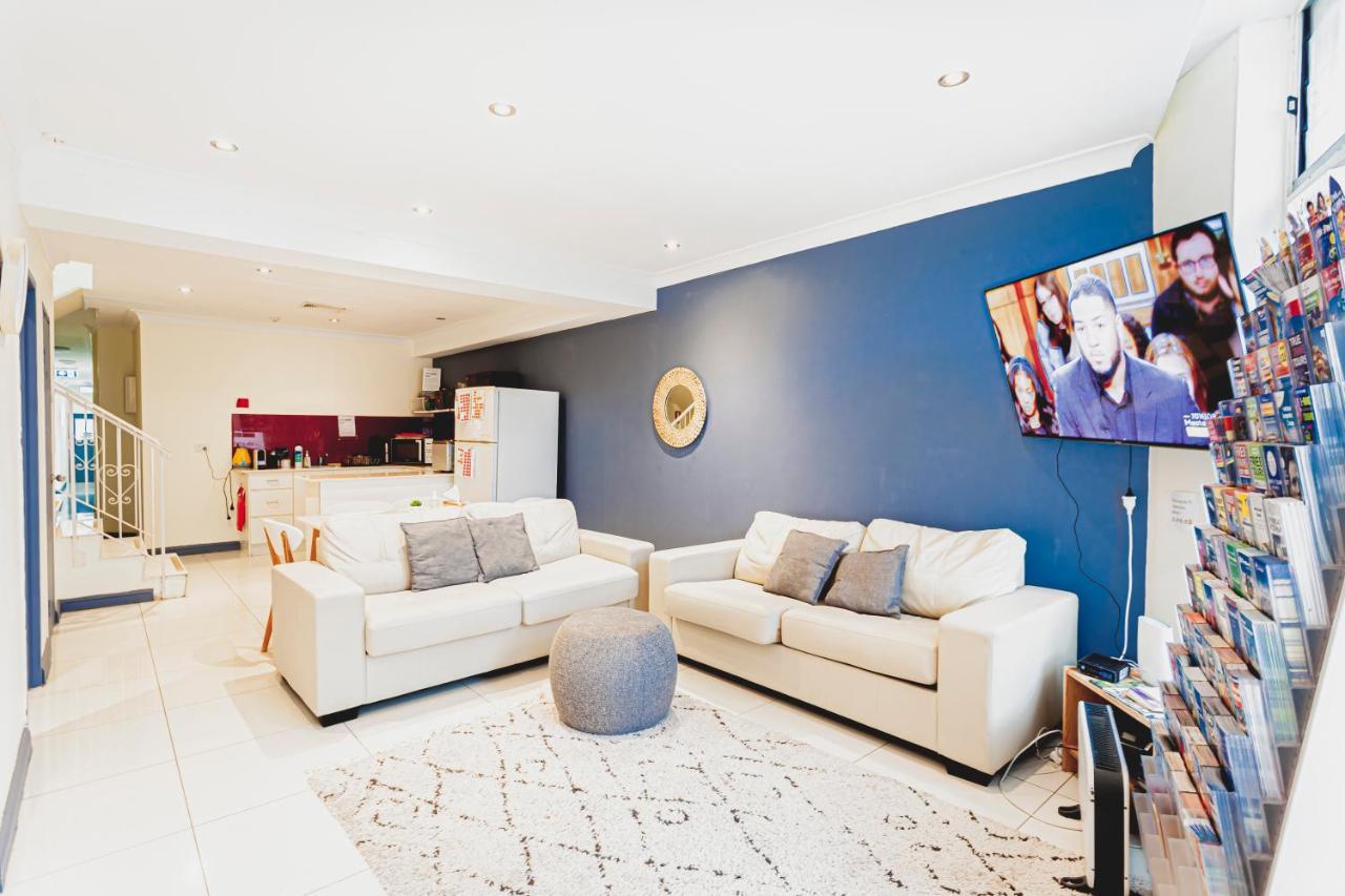 Manly Beach Hostel ซิดนีย์ ภายนอก รูปภาพ